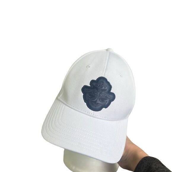 UNDER ARMOUR 2023 RIVALRY BLITZING ADJUSTABLE HAT WHITE - Picture 1 of 8